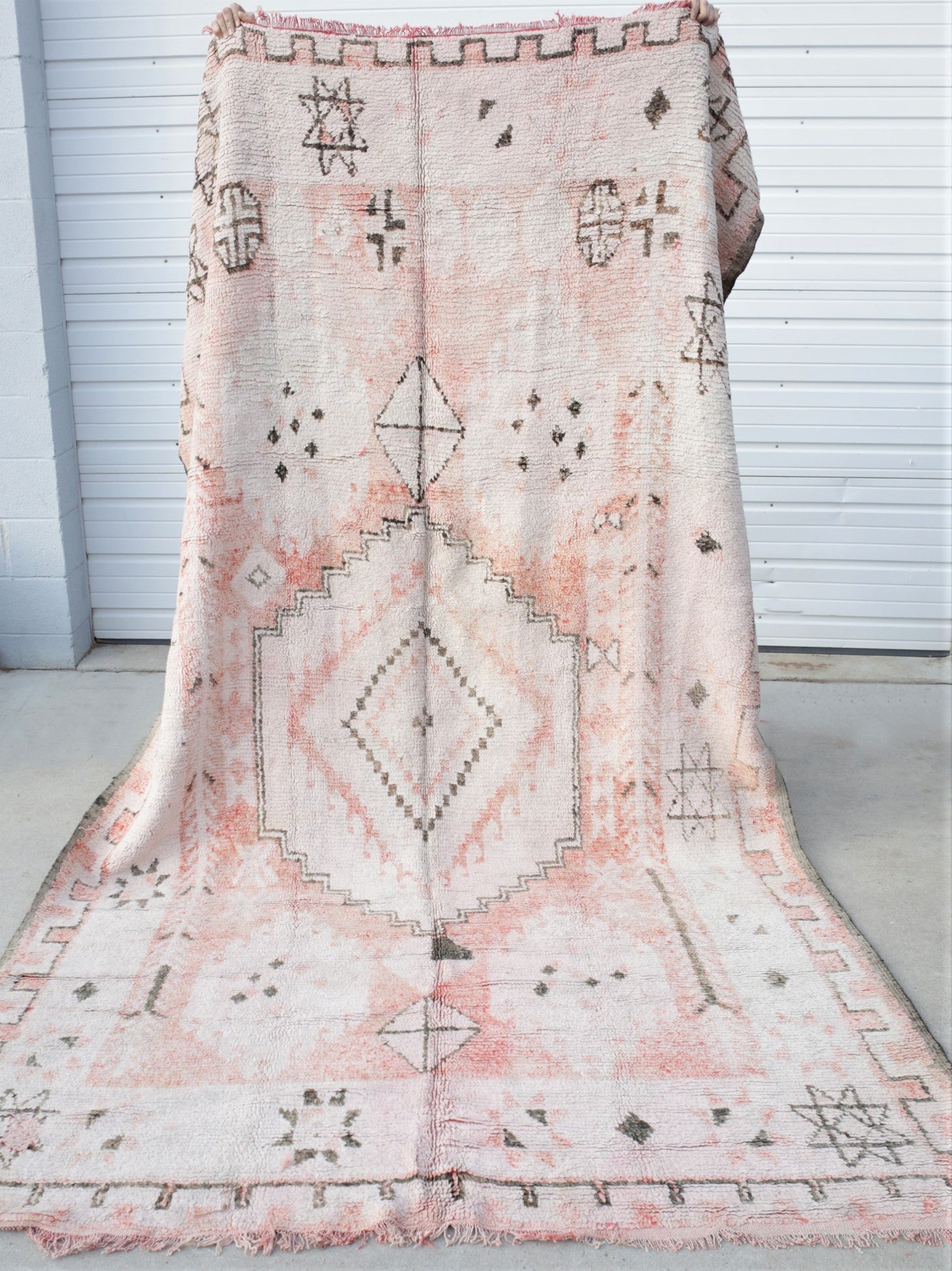 Pastel Rose Vintage Rug - The Phoebe